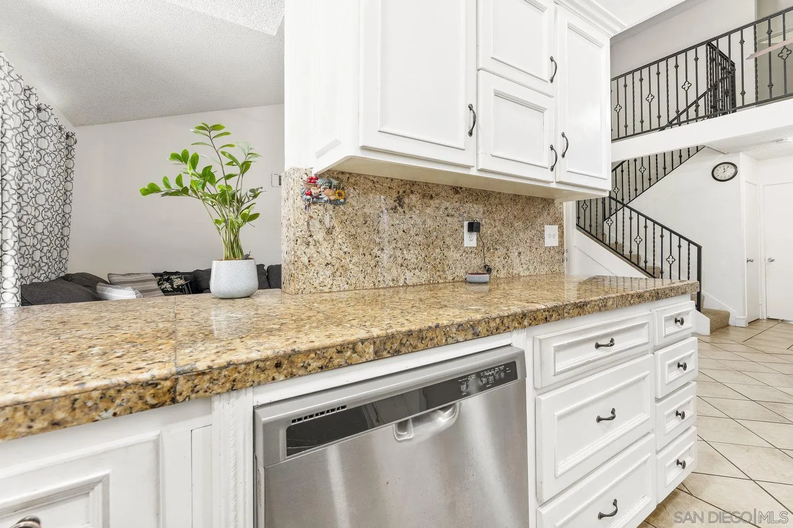 Photo #11: 250035118 Listing: Photo #11