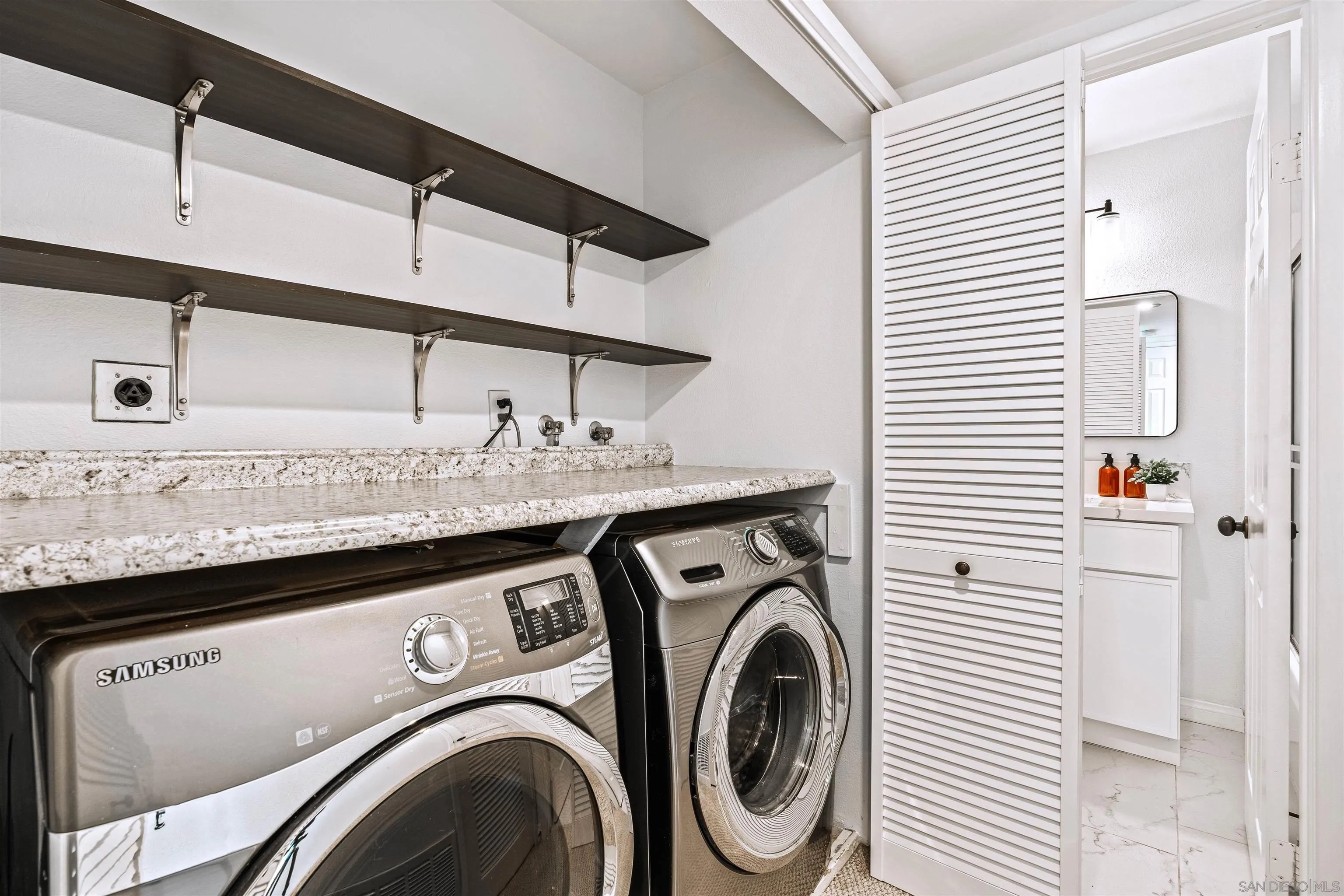 Photo #30: 250035121 Listing: Photo #30