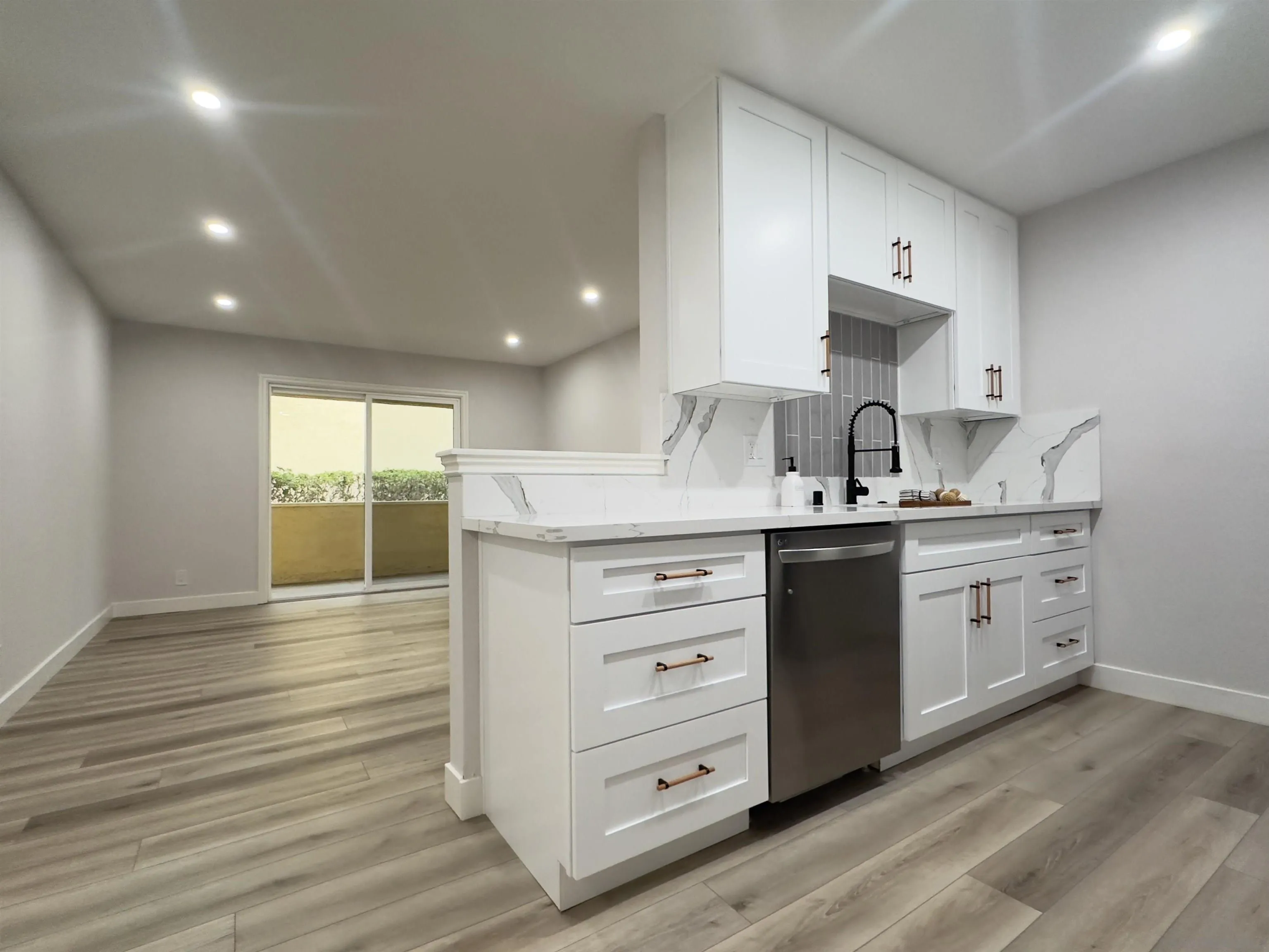 Photo #7: 250035125 Listing: Photo #7