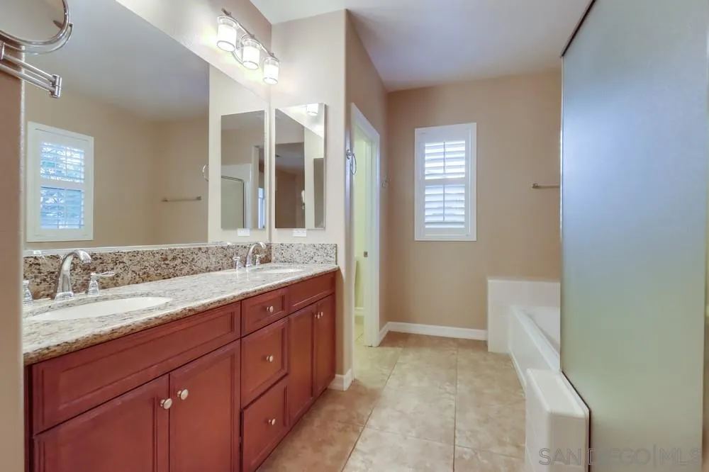 Photo #31: 250035134 Listing: Photo #31