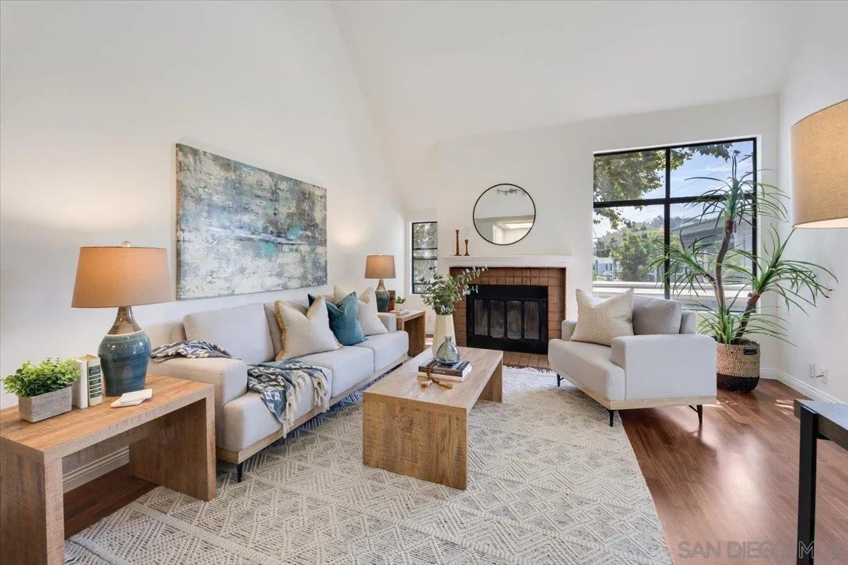 Photo #2: 250035135 Listing 