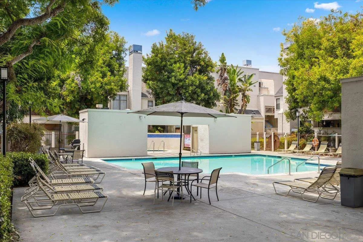 https://cdn.realtyfeed.com/cdn/127/250035135/95e4764cbe52b2e0ecd3b4c1a1409946.webp