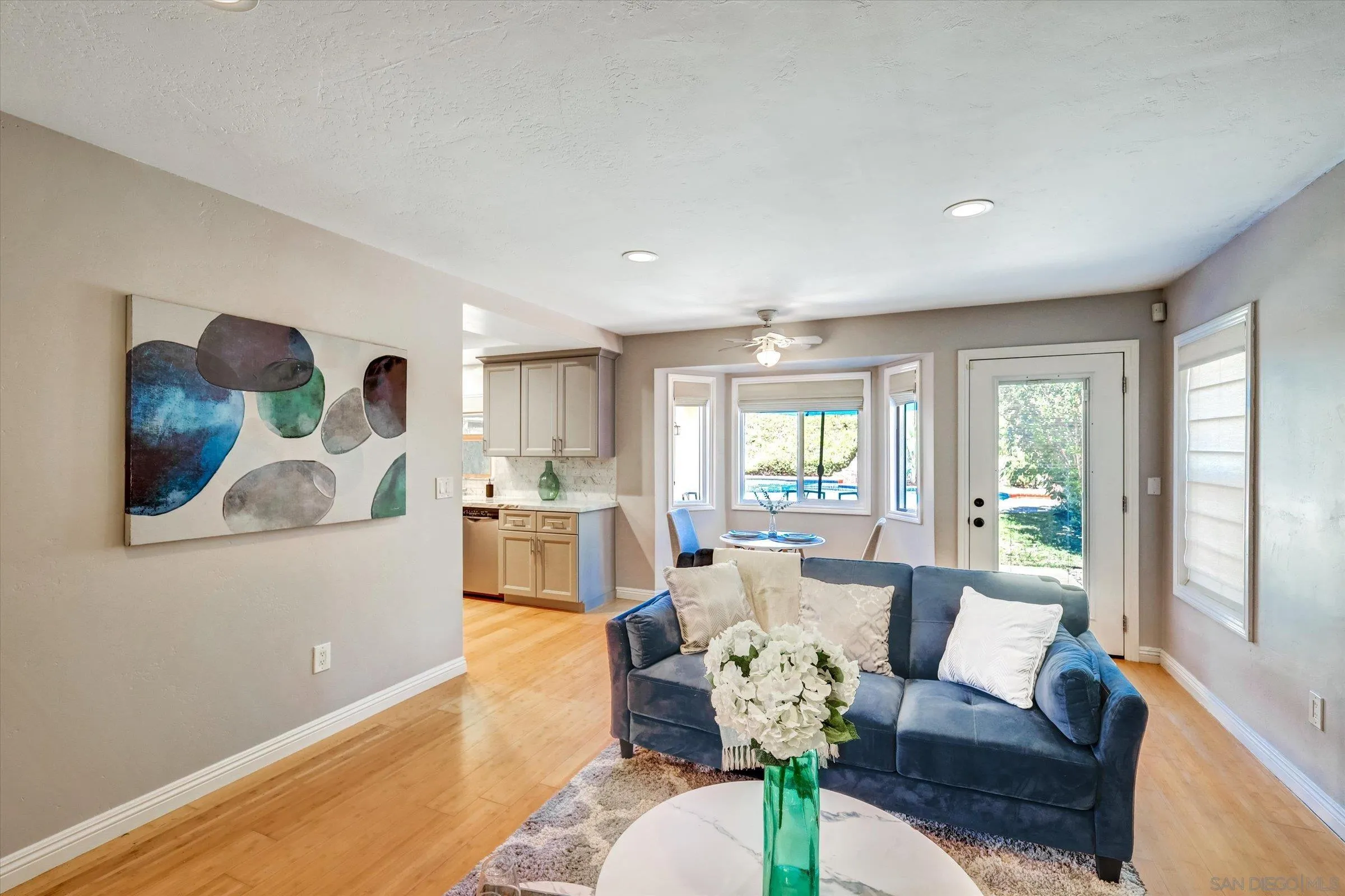 https://cdn.realtyfeed.com/cdn/127/250035139/91f048cdbdbea8f1882a60d380bebe90.webp