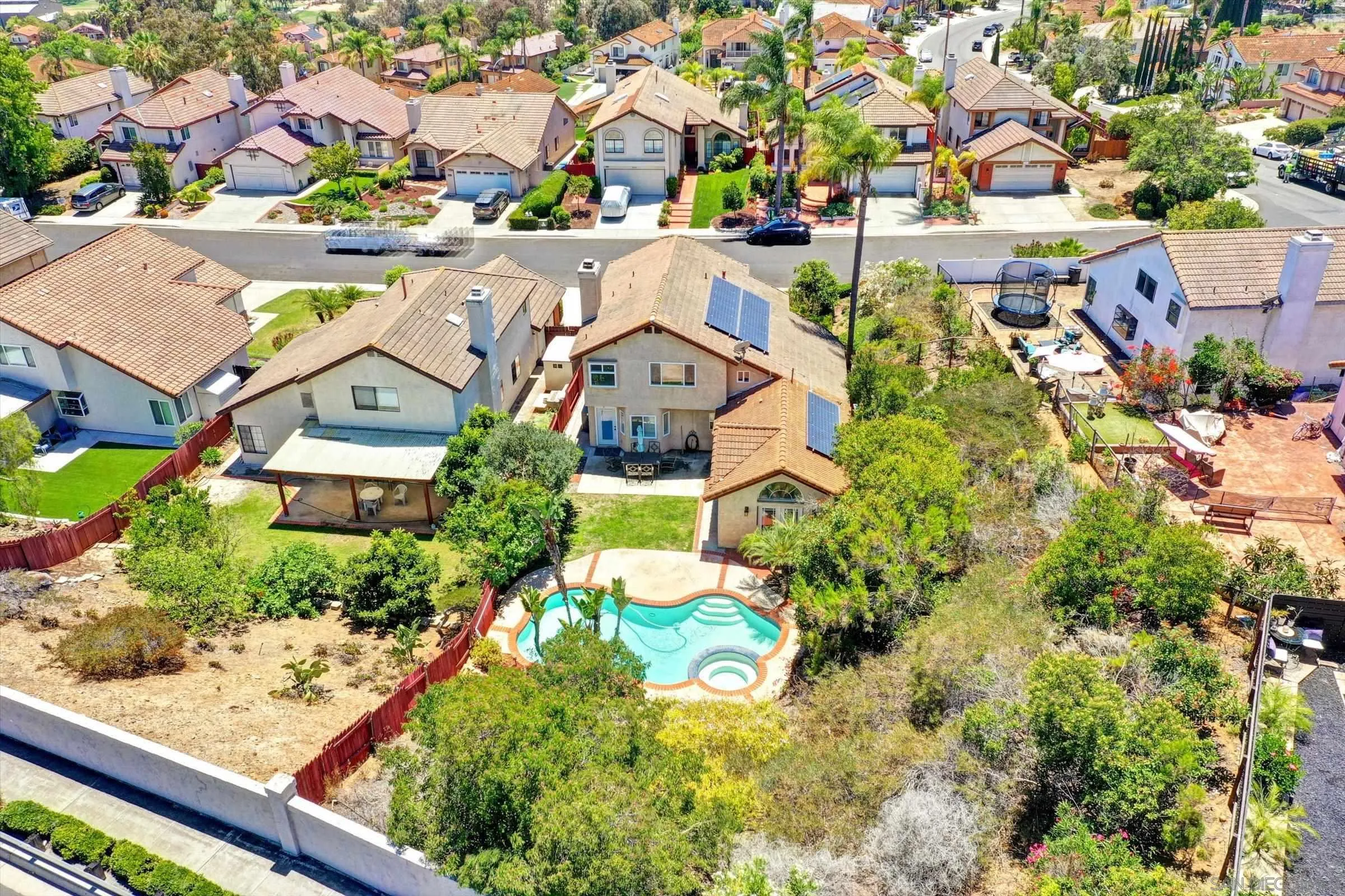 https://cdn.realtyfeed.com/cdn/127/250035139/c46ba959952a6b77956145165b44b2ee.webp