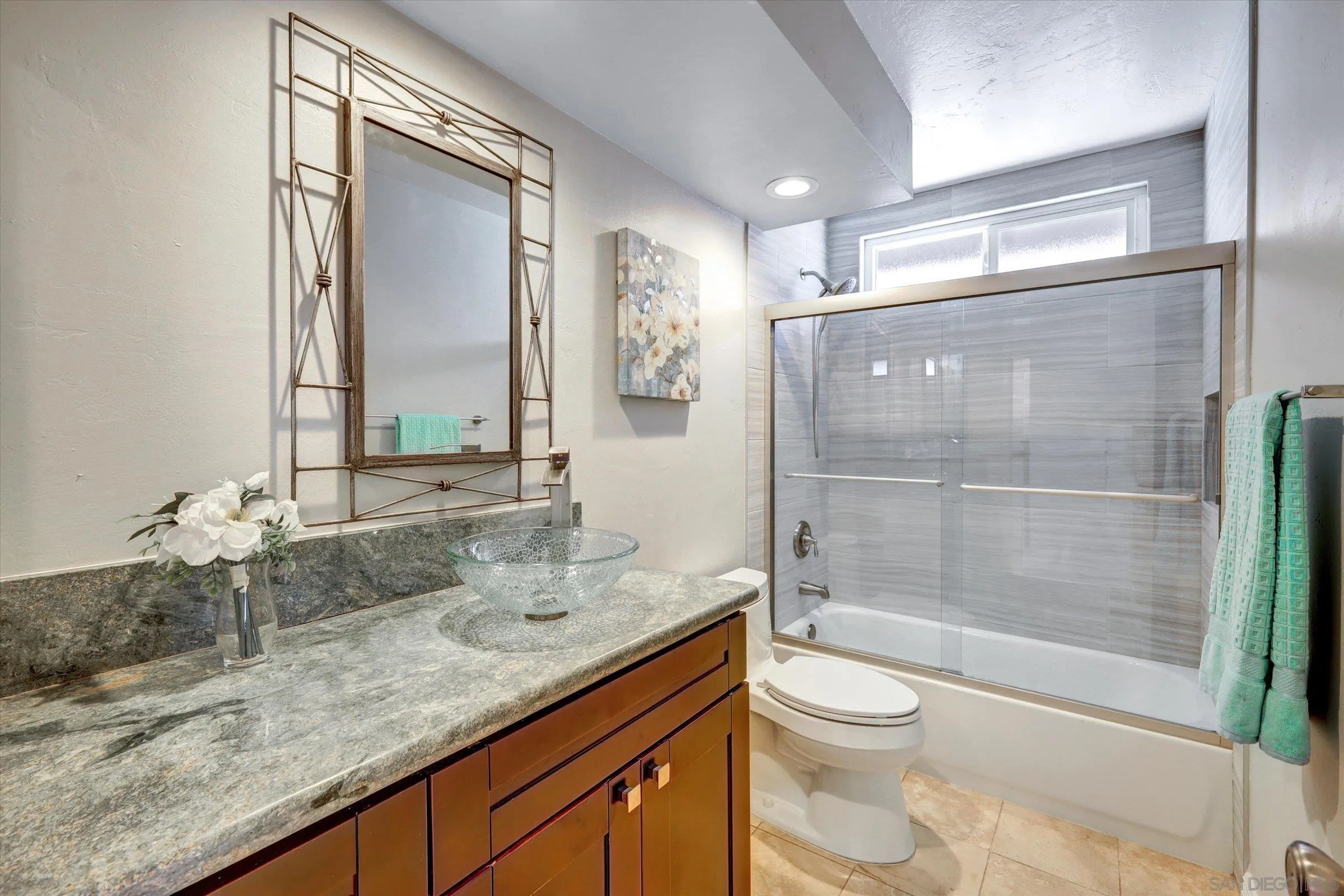 https://cdn.realtyfeed.com/cdn/127/250035139/d0e3978a38591850471a840d9ded3bd1.webp