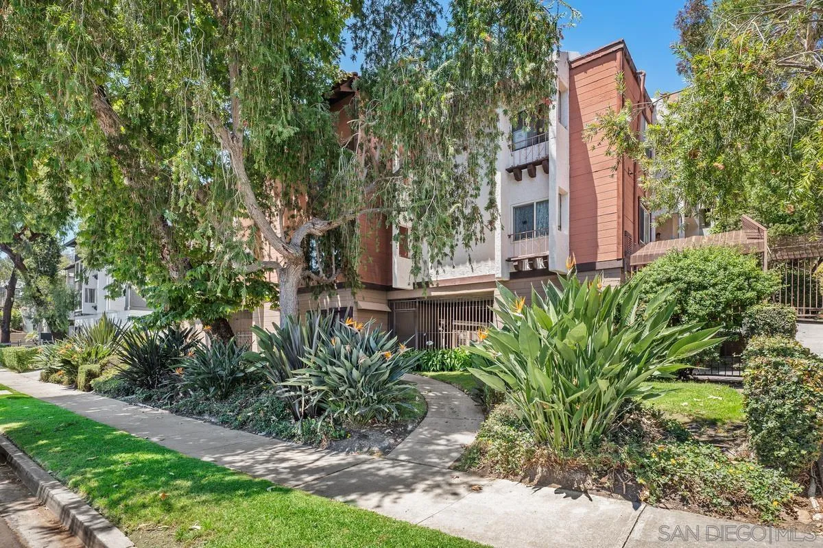 Photo #2: 250035140 Listing 