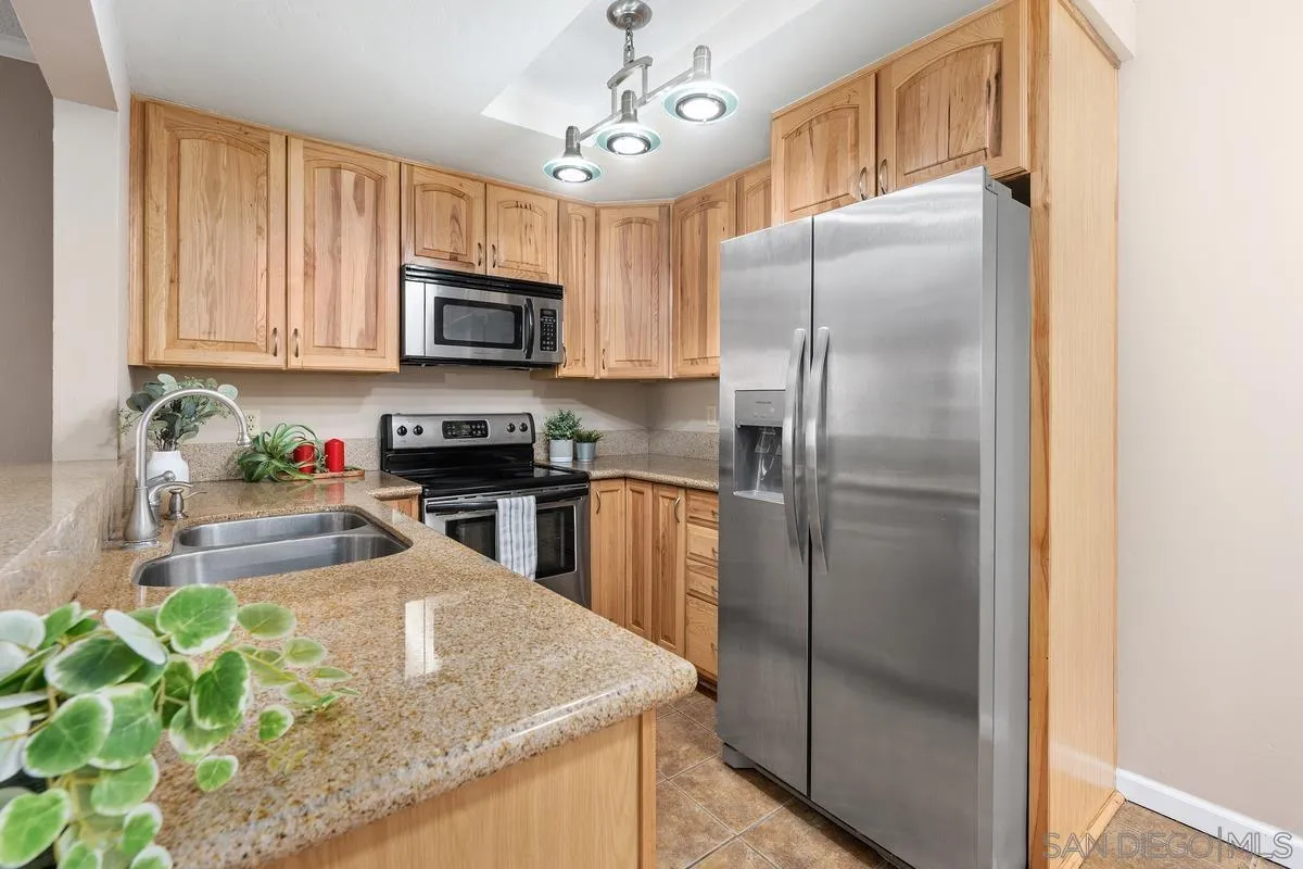 Photo #4: 250035140 Listing 
