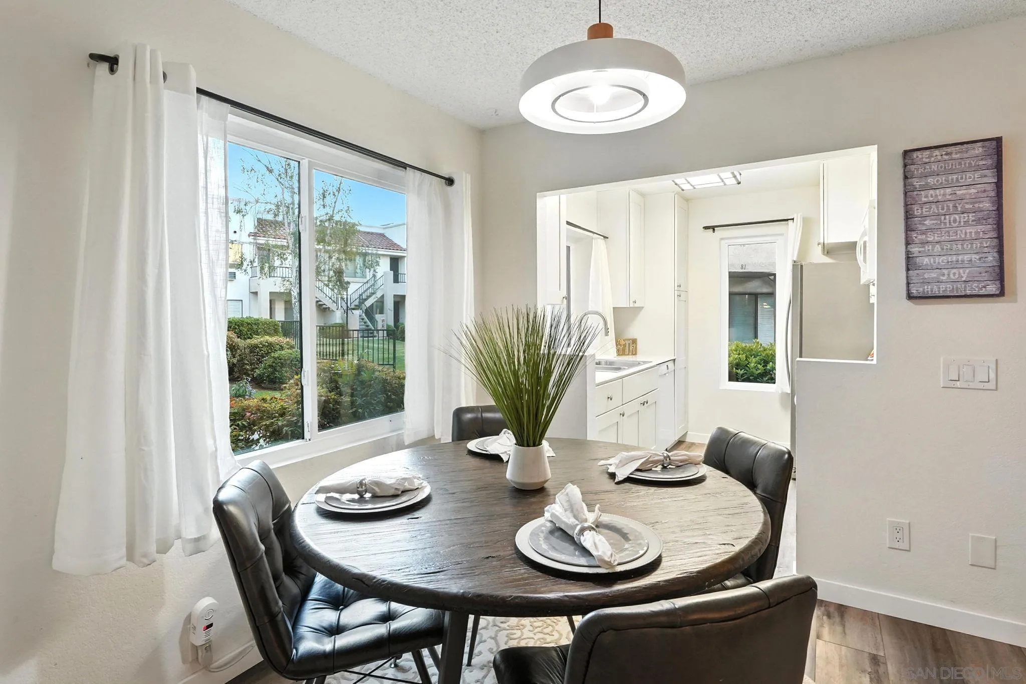 Photo #3: 250035141 Listing 