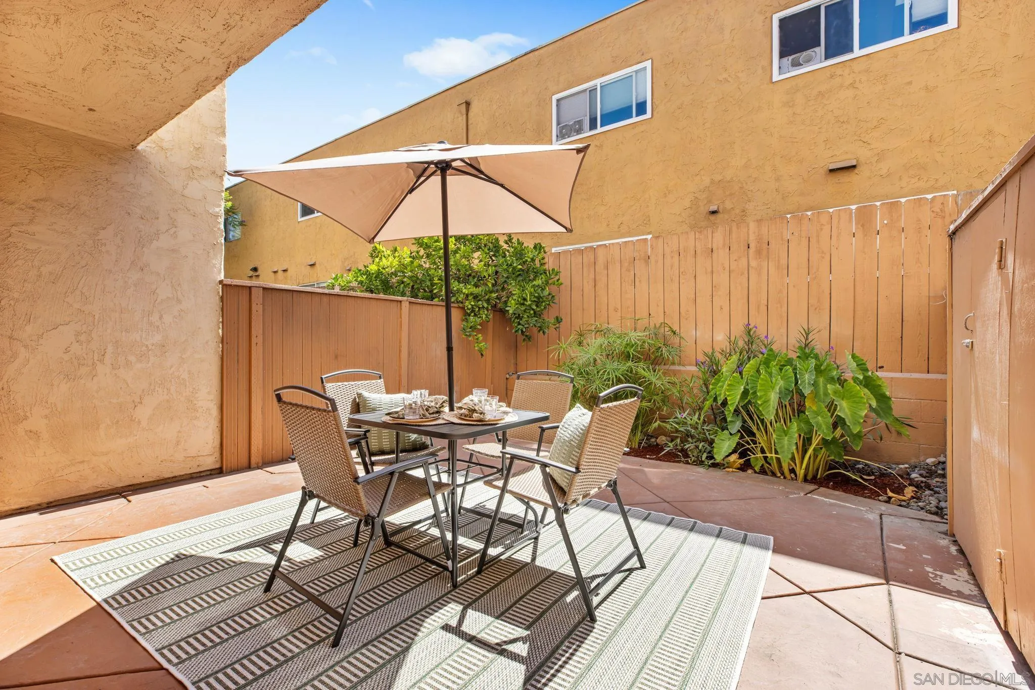 Photo #2: 250035150 Listing 