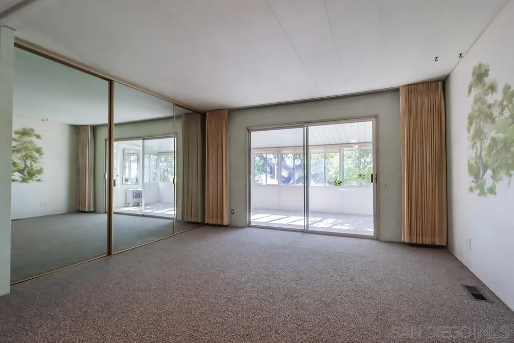 https://cdn.realtyfeed.com/cdn/127/250035156/0252e90137578581522393193ab8b9eb.webp