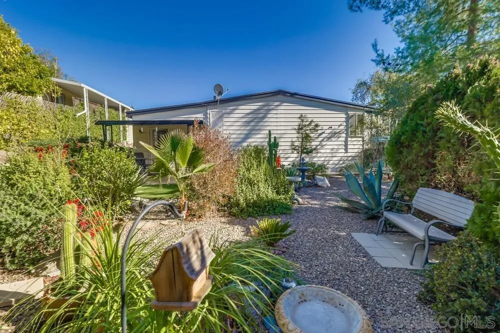 https://cdn.realtyfeed.com/cdn/127/250035156/0f845abdf71d0b7020a5e2217002f07d.webp