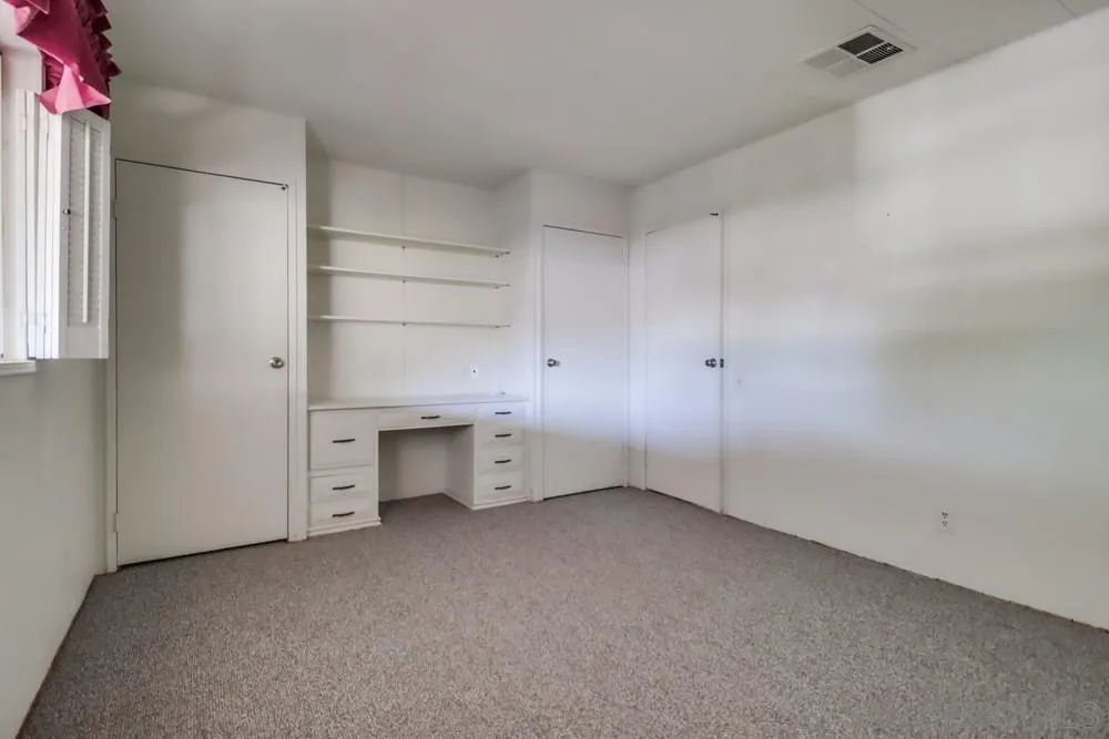 https://cdn.realtyfeed.com/cdn/127/250035156/3f626e9be60f7a51e9a55ceabee9ad83.webp