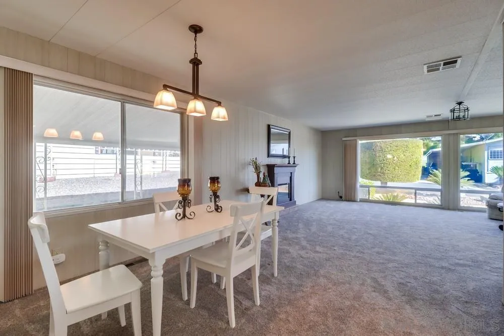 https://cdn.realtyfeed.com/cdn/127/250035156/495428374c3aa8245de59b9951ab0b18.webp