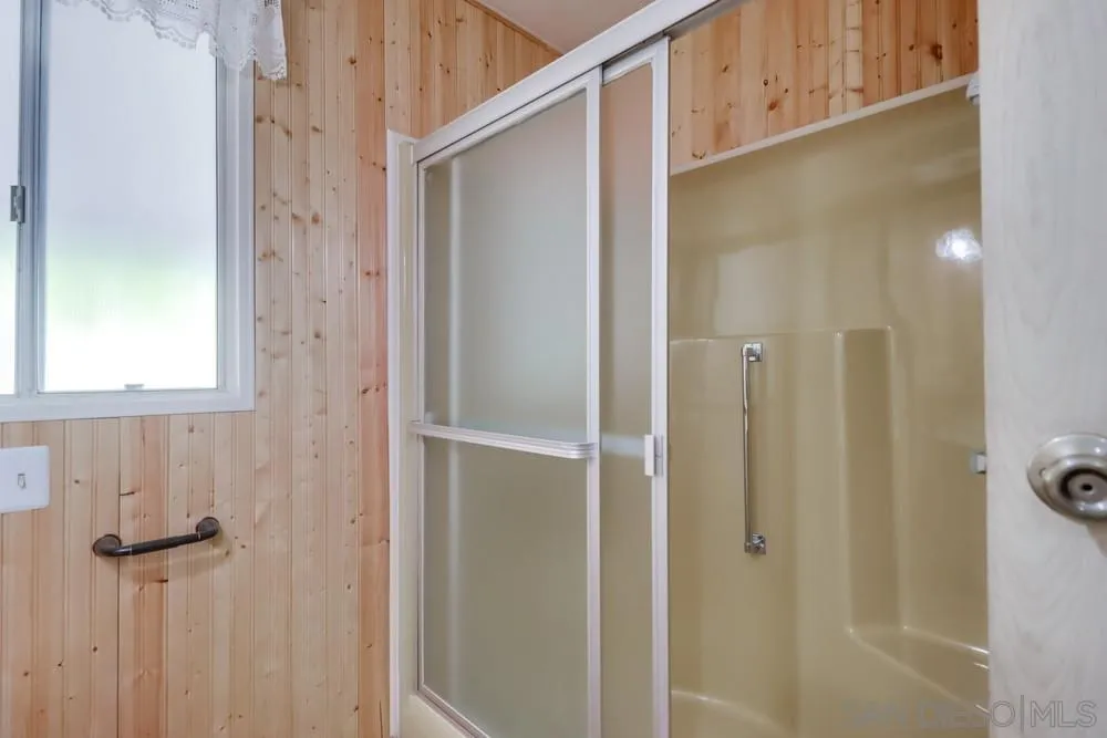 https://cdn.realtyfeed.com/cdn/127/250035156/678109d55edbd138dd96e06f47038bcd.webp