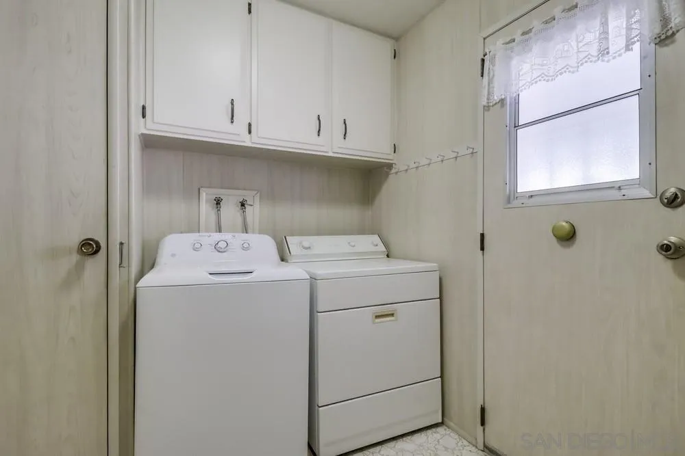 https://cdn.realtyfeed.com/cdn/127/250035156/86dcb8864cd689a65207524617ab1823.webp