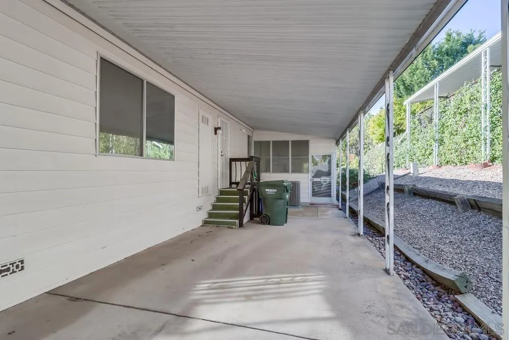 https://cdn.realtyfeed.com/cdn/127/250035156/ae6a6fe19fbb5e27497166a35e9ba267.webp