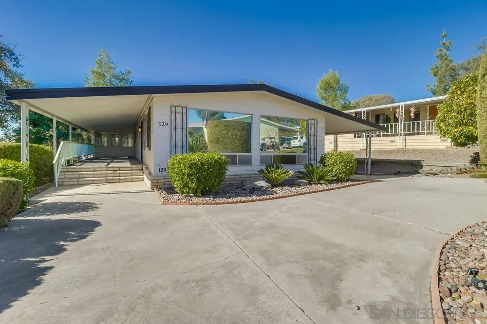 https://cdn.realtyfeed.com/cdn/127/250035156/ccf8f37fbd8fb8dc1e0524517a9f64d3.webp