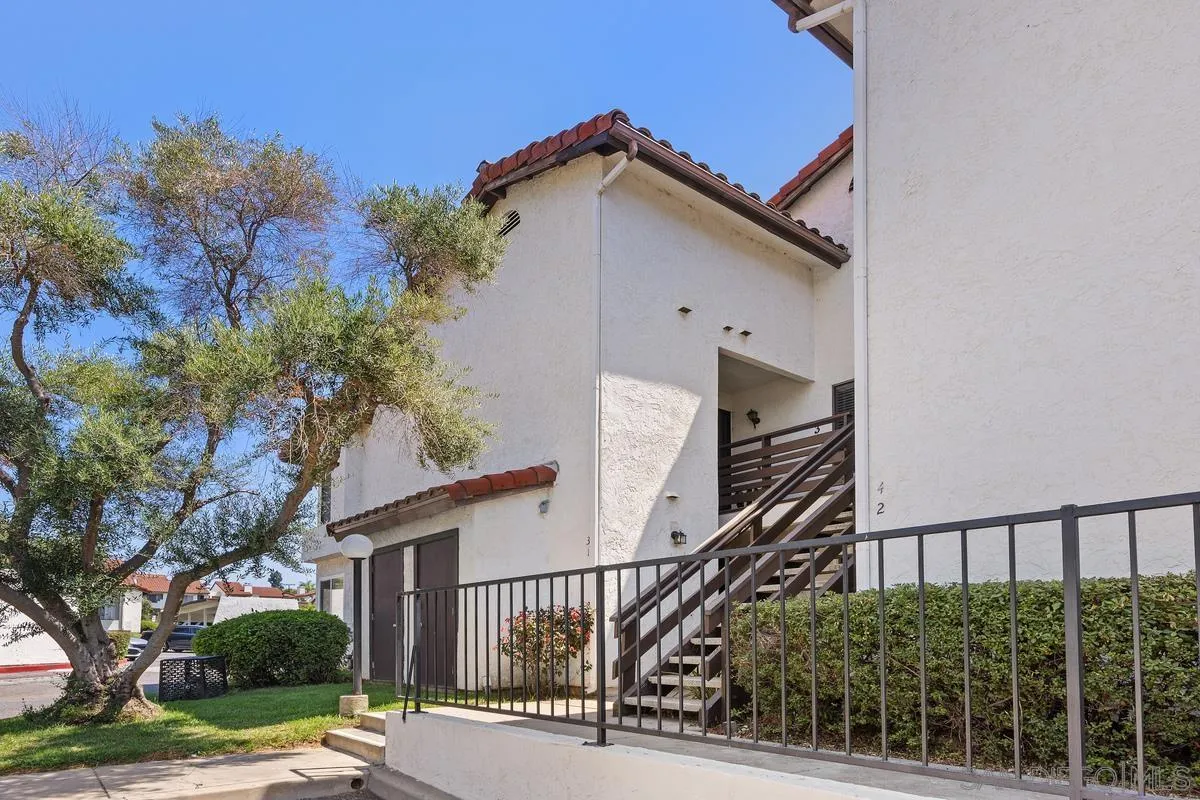 Photo #2: 250035157 Listing 