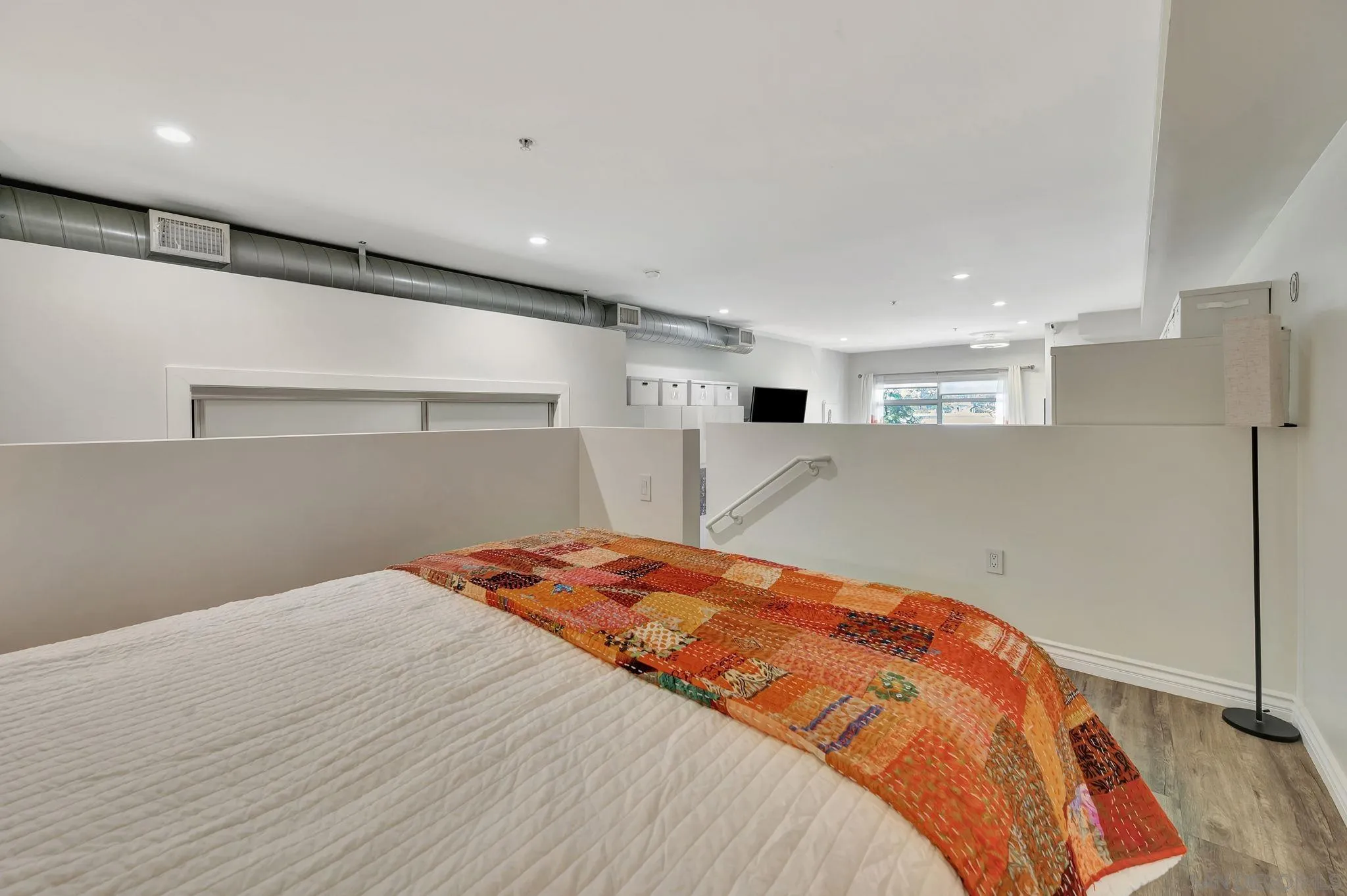 https://cdn.realtyfeed.com/cdn/127/250035158/5a6ff53d26ff88677508979c14c15166.webp