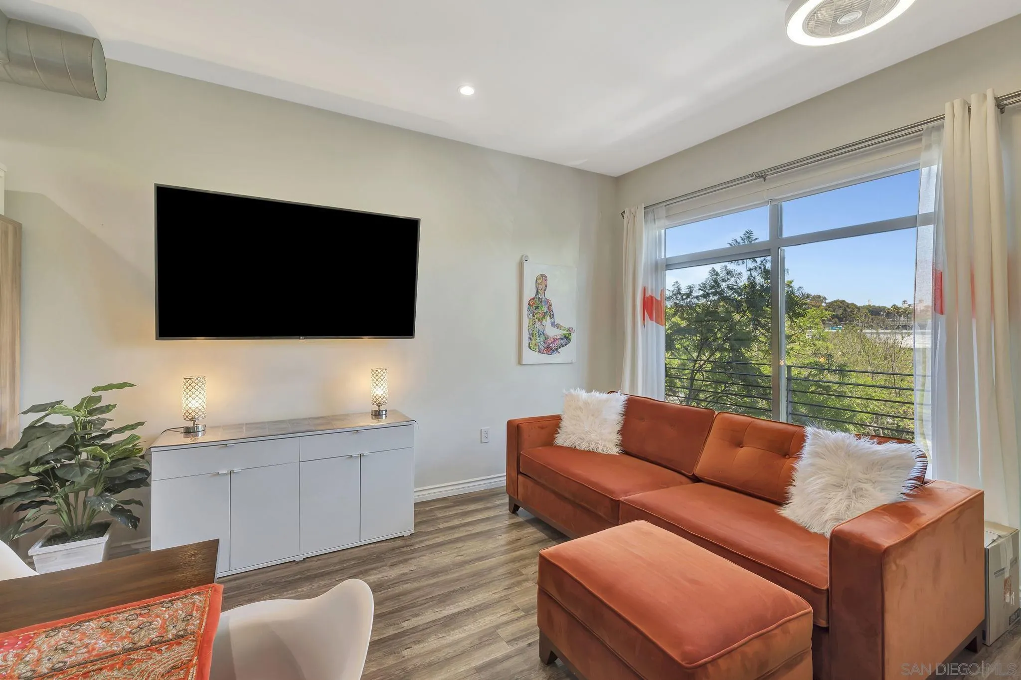 Photo #6: 250035158 Listing 