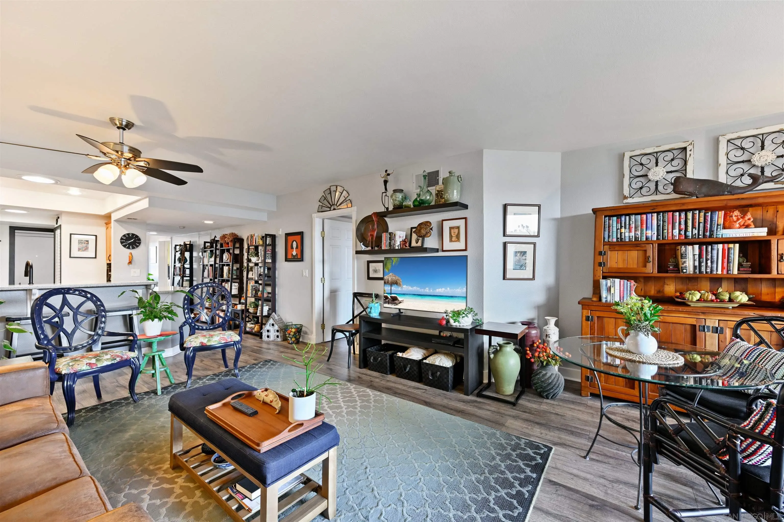 Photo #3: 250035160 Listing 