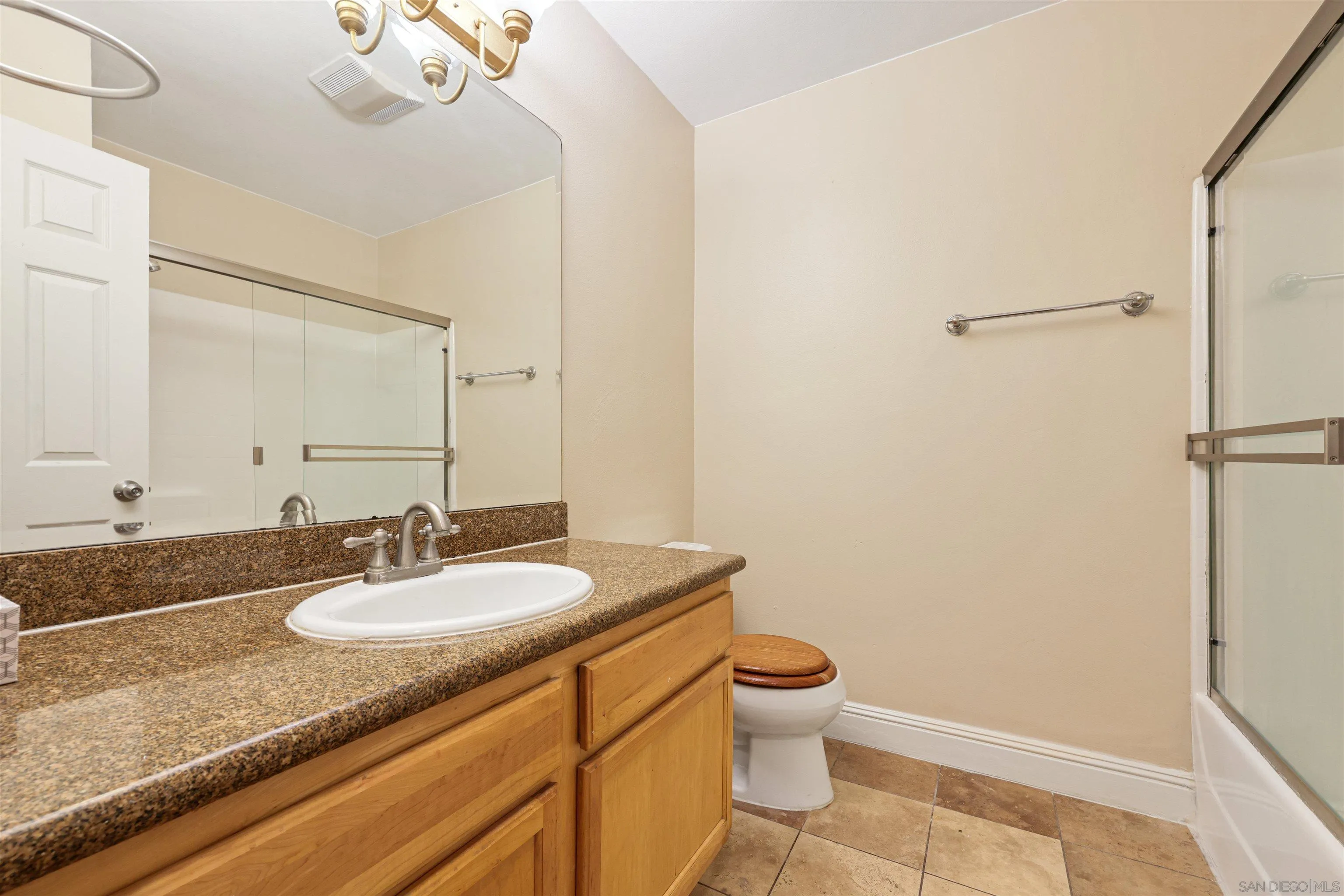 Photo #20: 250035174 Listing: Photo #20