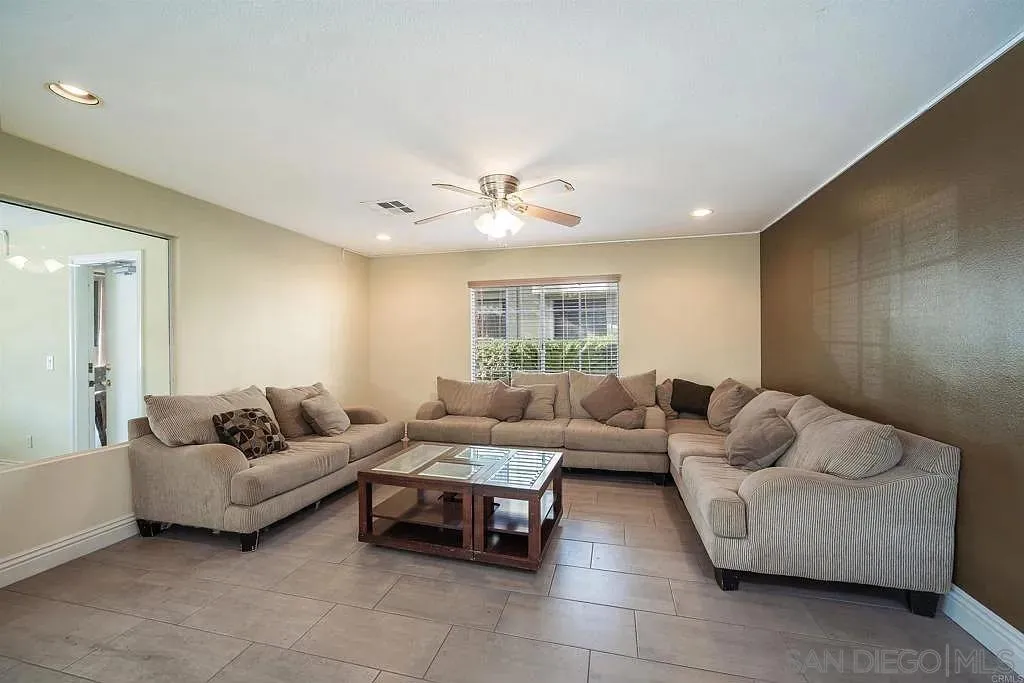 Photo #34: 250035174 Listing: Photo #34