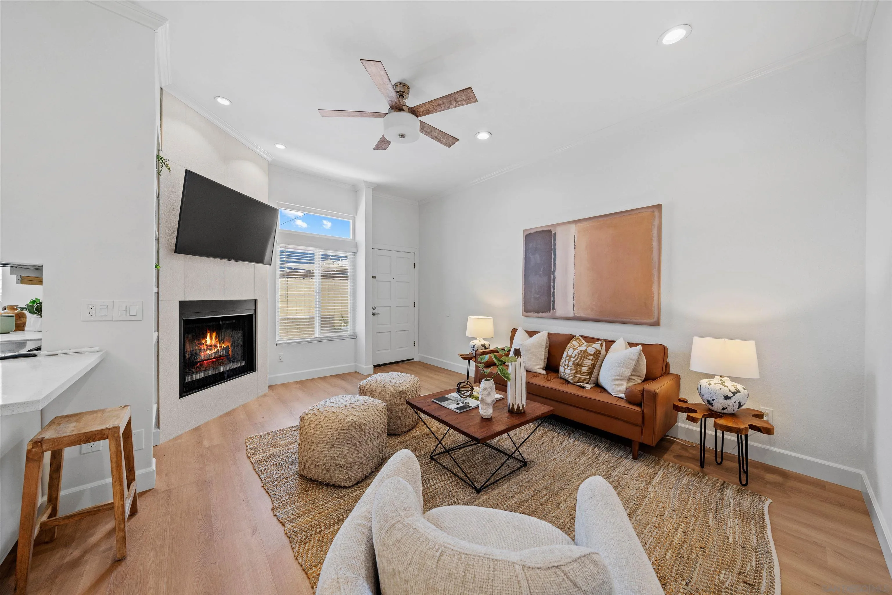 Photo #2: 250035176 Listing 