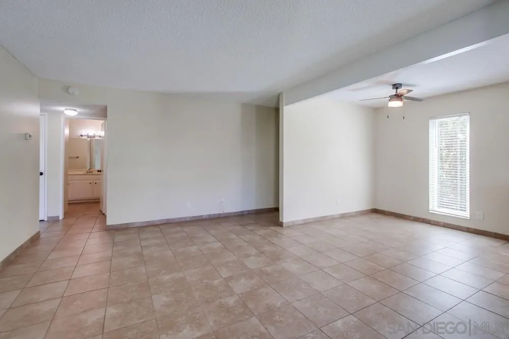 Photo #12: 250035177 Listing: Photo #12