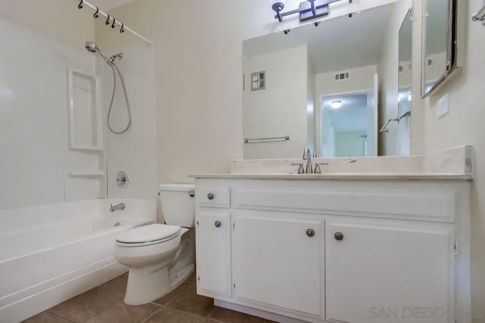 Photo #25: 250035177 Listing: Photo #25