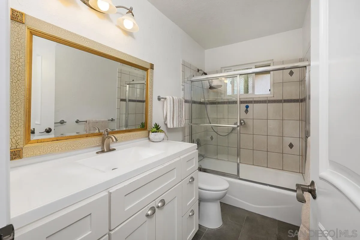 Photo #24: 250035181 Listing: Photo #24