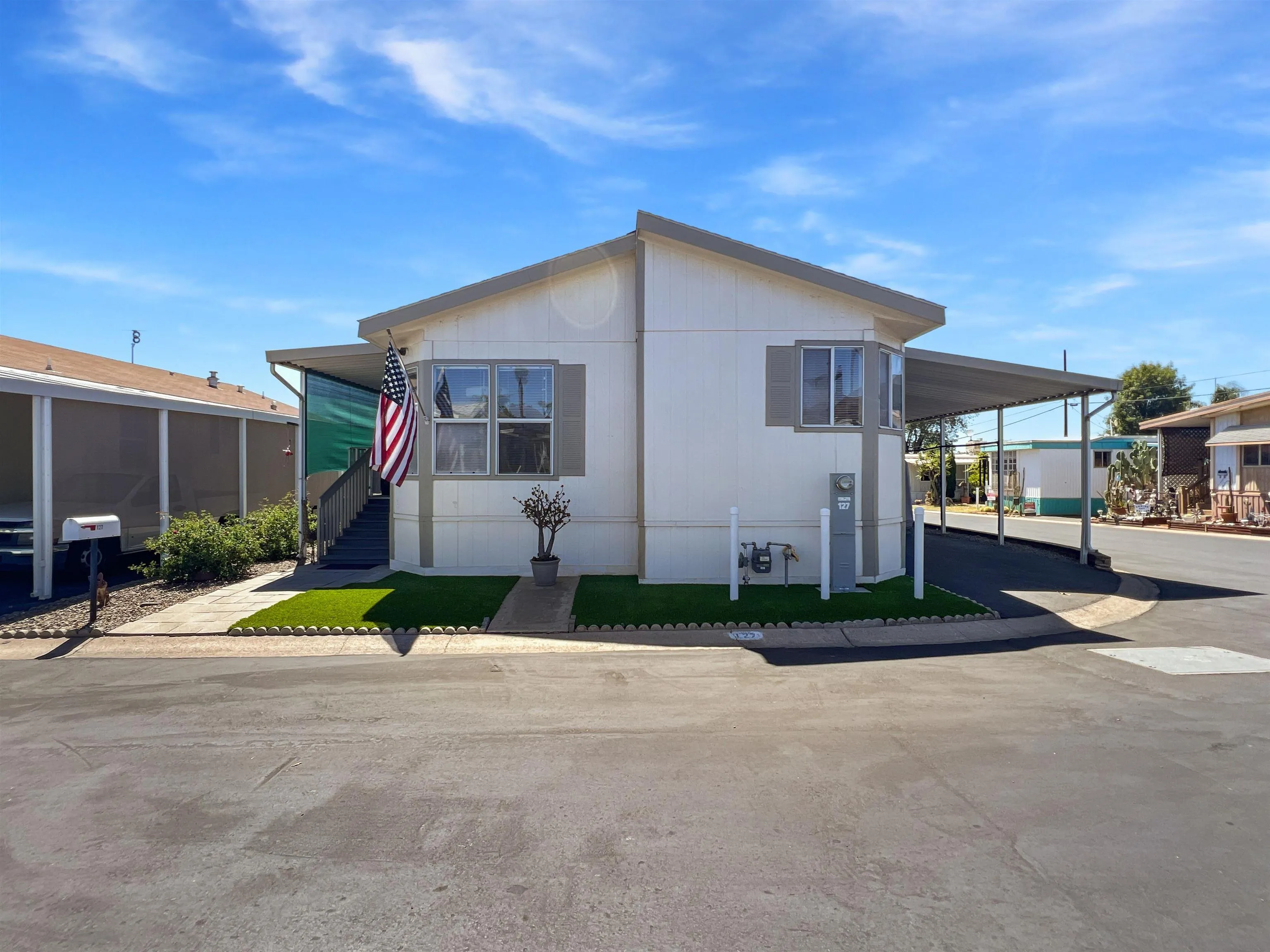 https://cdn.realtyfeed.com/cdn/127/250035182/40cba94c72f06252e8d7a80899103b62.webp