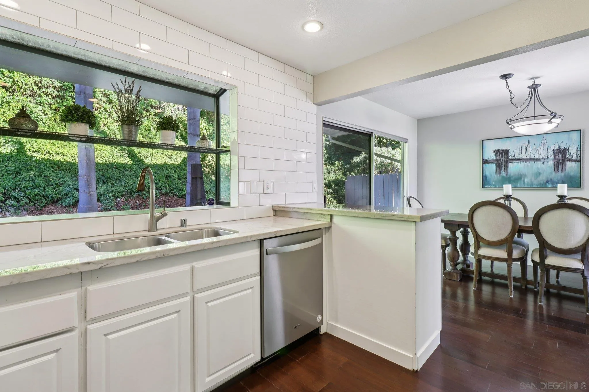 Photo #18: 250035184 Listing: Photo #18