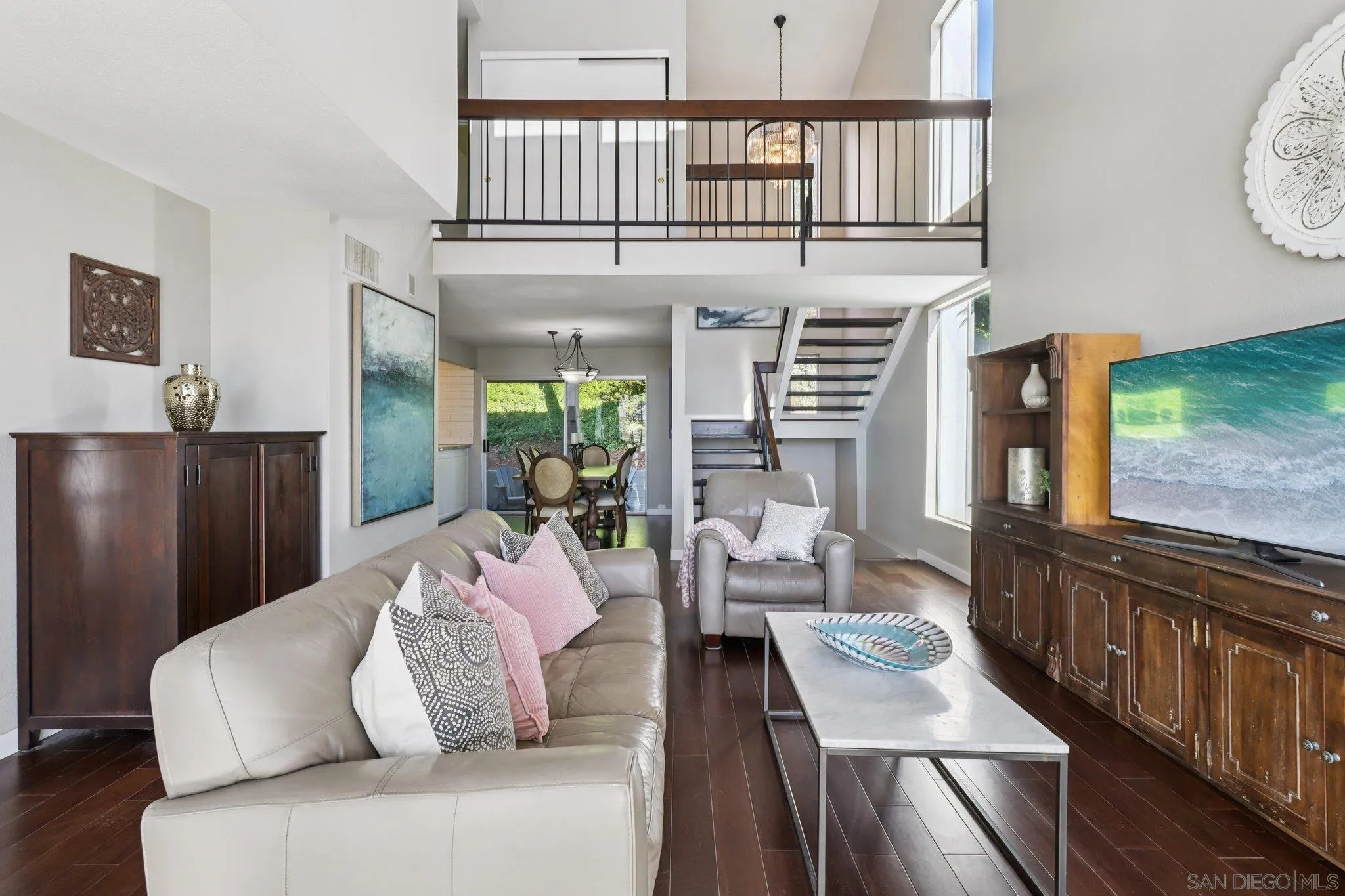 Photo #10: 250035184 Listing: Photo #10