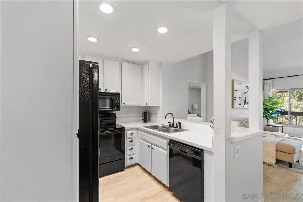 Photo #10: 250035186 Listing: Photo #10