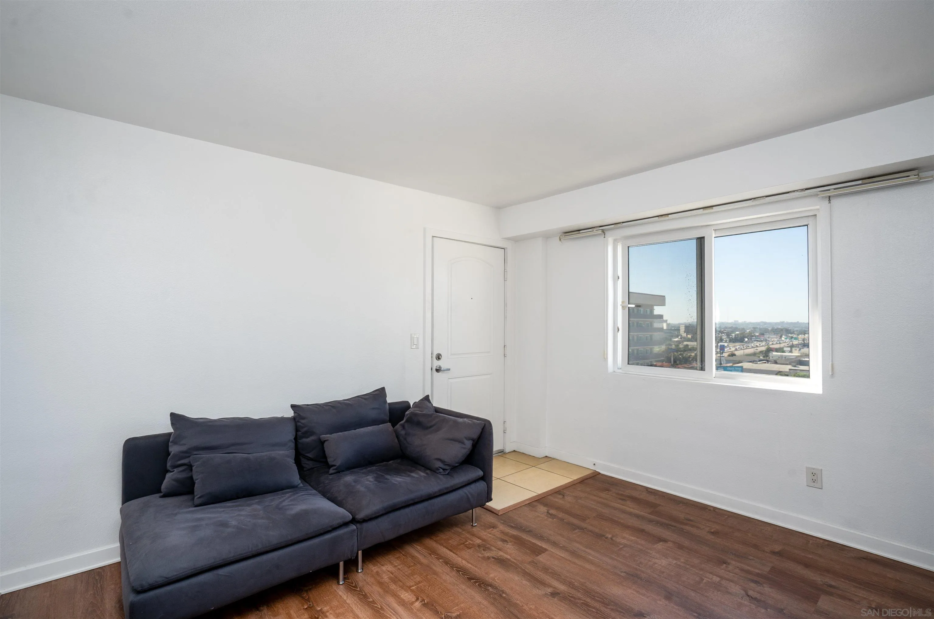 Photo #3: 250035190 Listing 