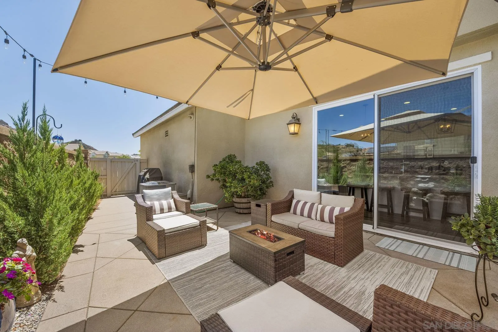 https://cdn.realtyfeed.com/cdn/127/250035193/8f149bf46b8b90e501bc0a412b444d6f.webp