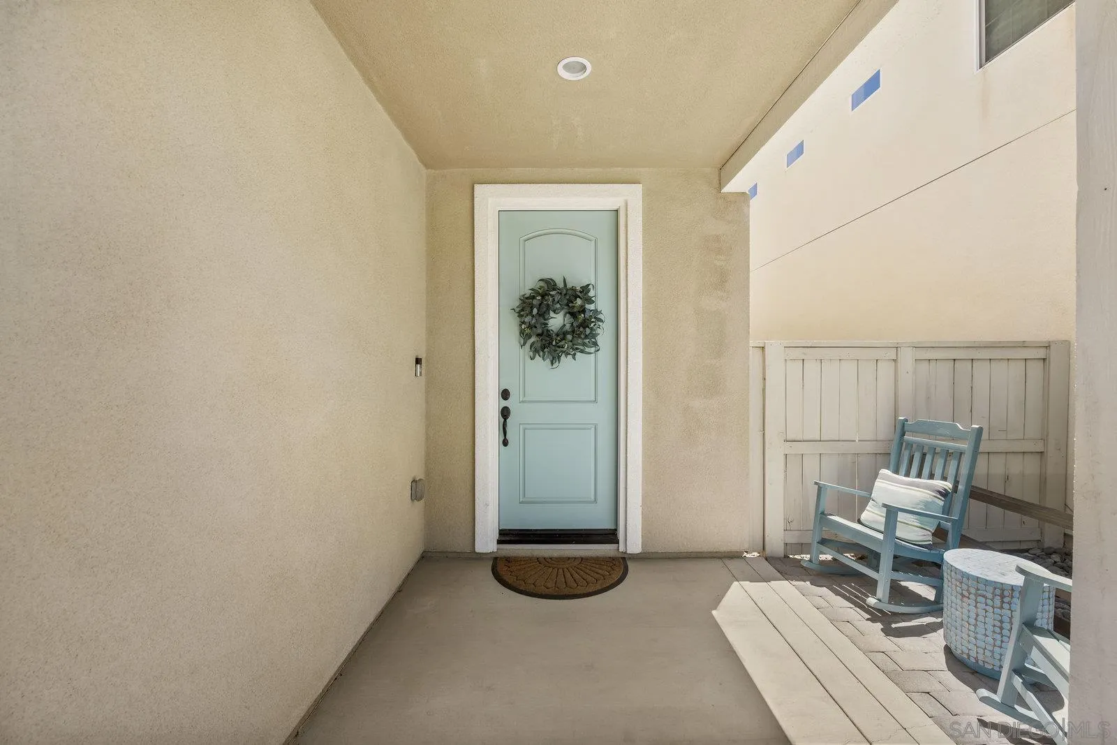 https://cdn.realtyfeed.com/cdn/127/250035193/e201892983622d787c50ccfef7d9ea08.webp