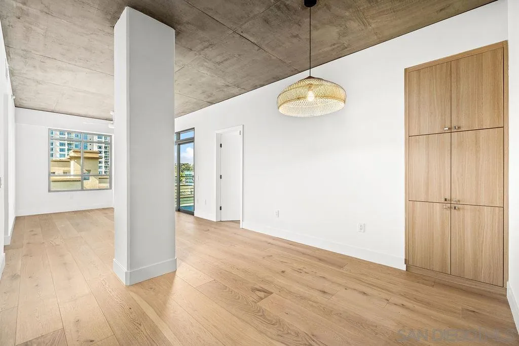 Photo #3: 250035196 Listing 