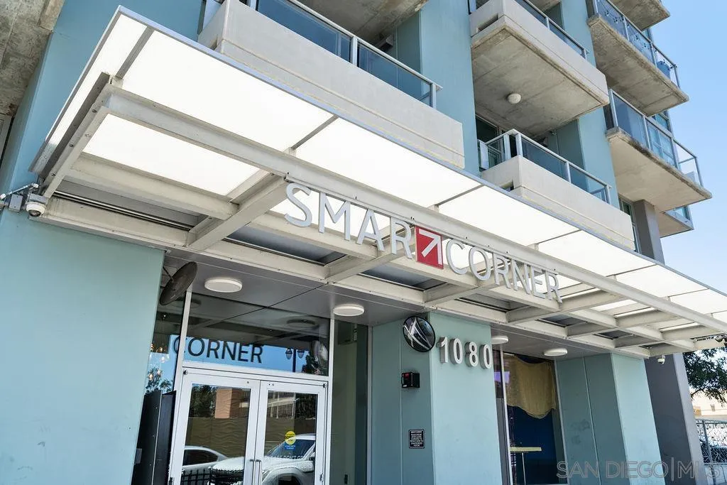 https://cdn.realtyfeed.com/cdn/127/250035198/fb23dfea1f789bfbb6db92e650cca654.webp