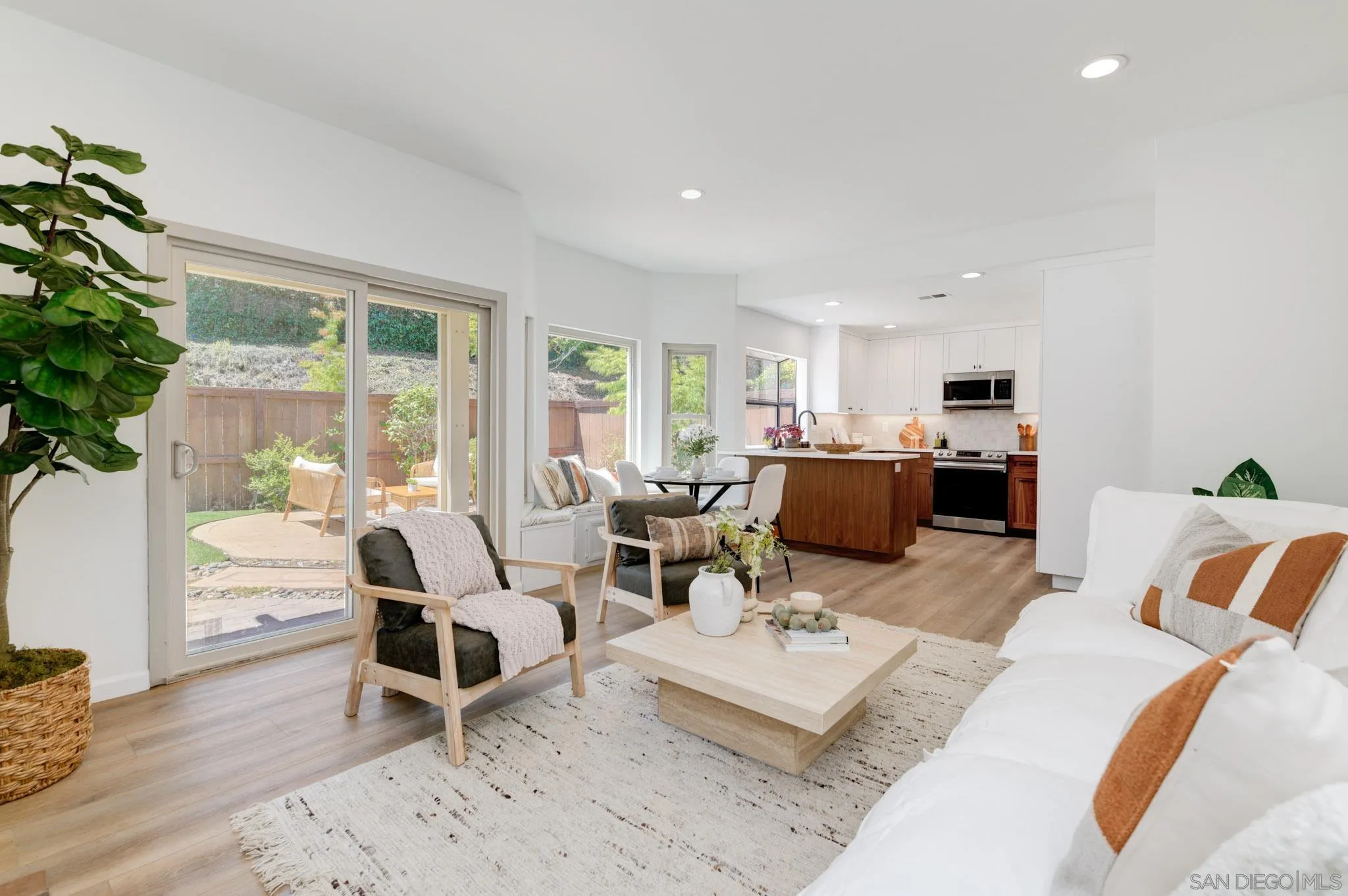 Photo #6: 250035202 Listing 