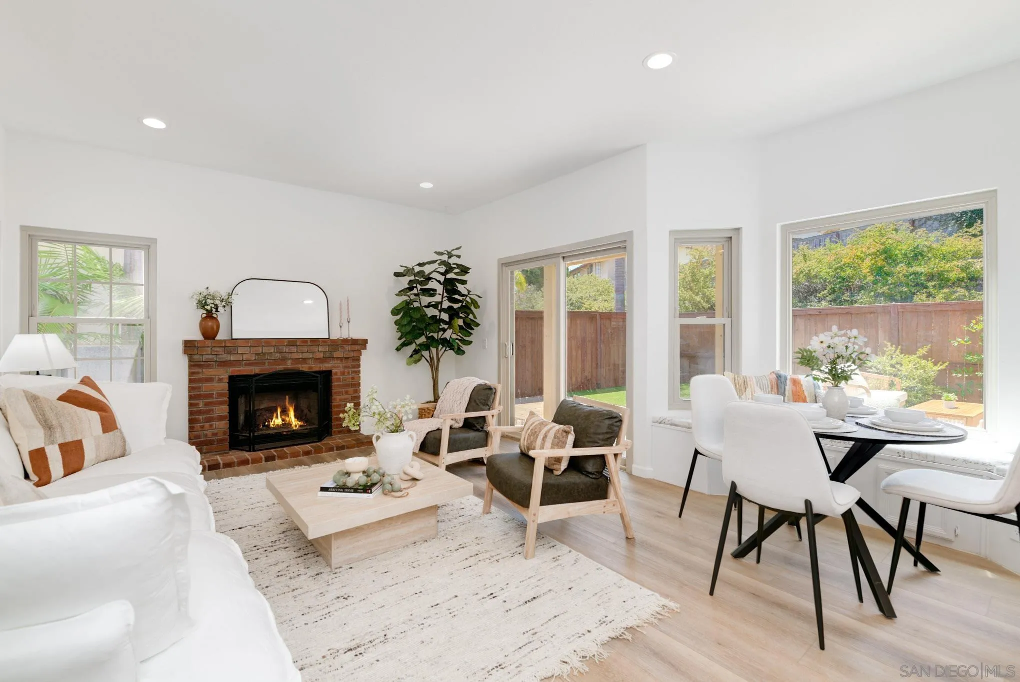 Photo #5: 250035202 Listing 
