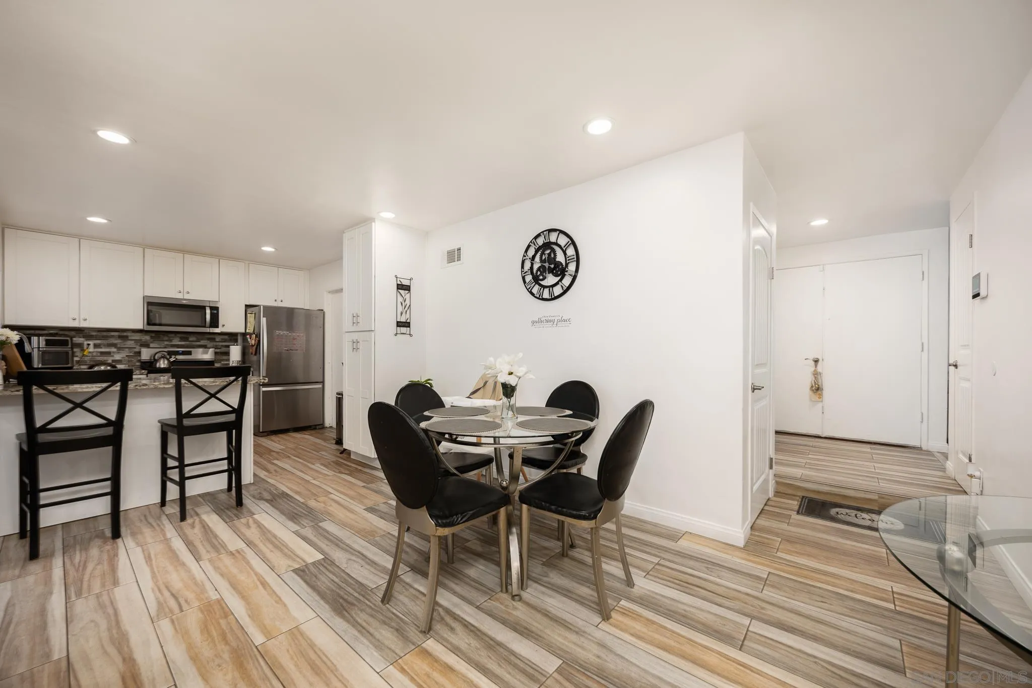 https://cdn.realtyfeed.com/cdn/127/250035208/3a85f5c1a48f396b9e436c498c92e871.webp