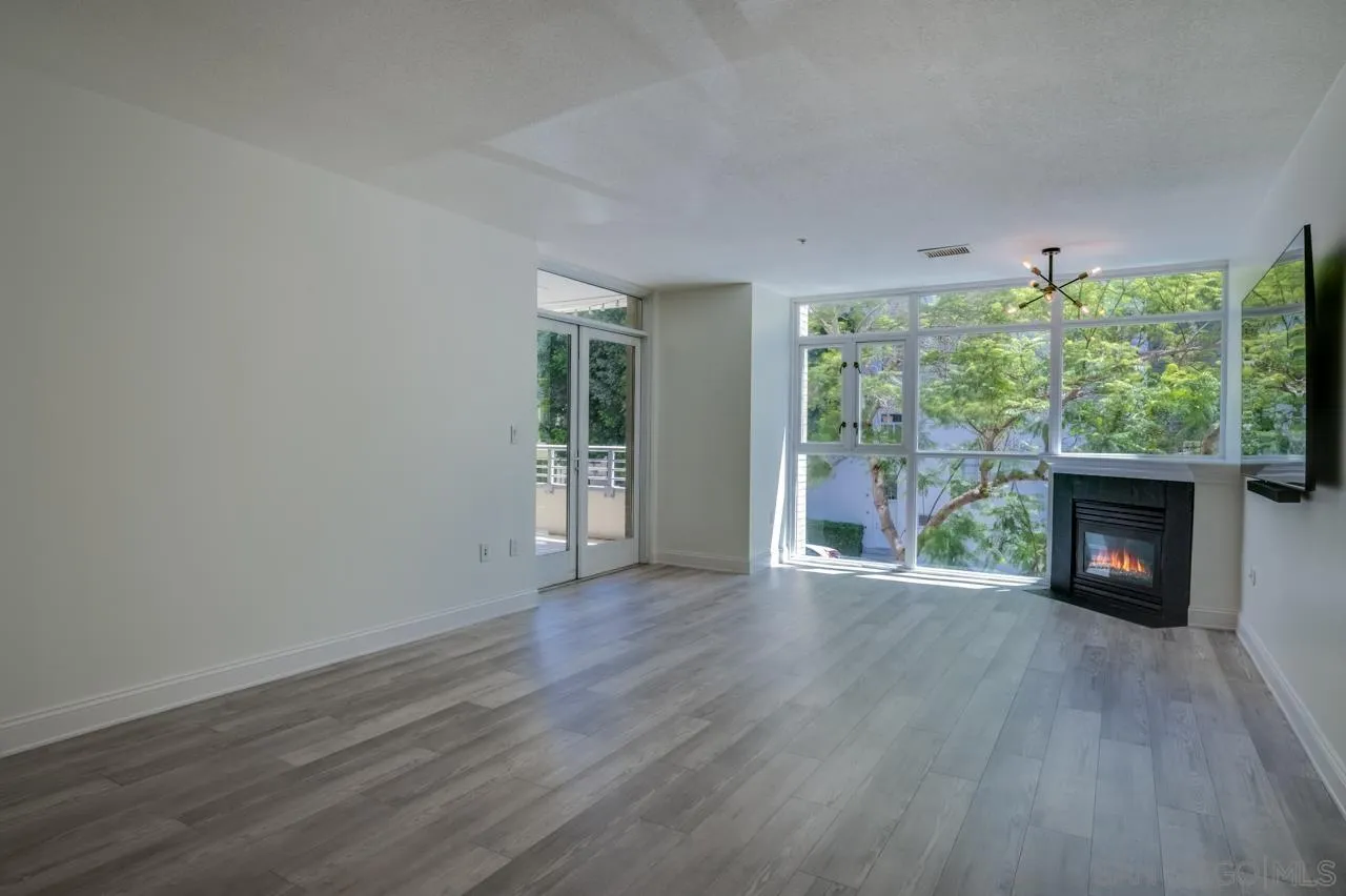 Photo #5: 250035216 Listing 