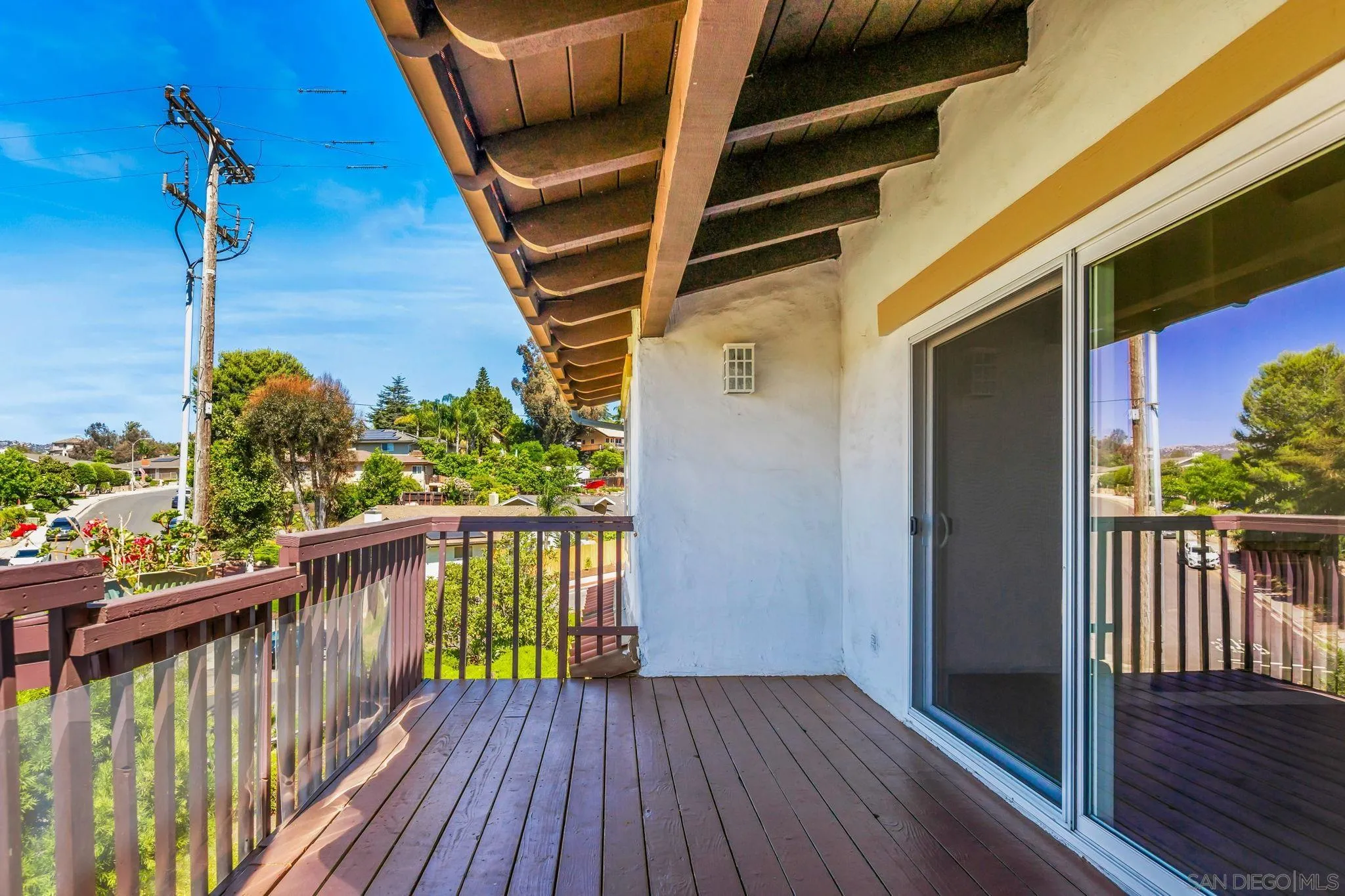 https://cdn.realtyfeed.com/cdn/127/250035217/0a91373820a2682f4ecc611c5a7ffe58.webp