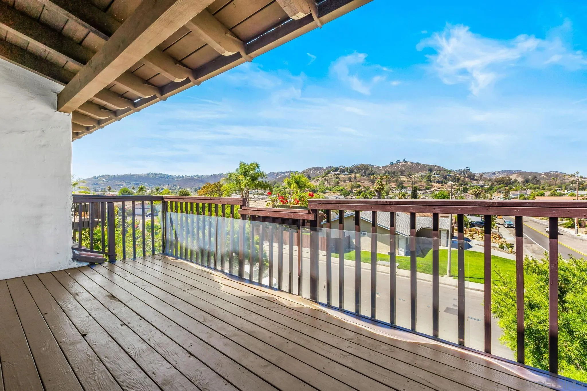 https://cdn.realtyfeed.com/cdn/127/250035217/2a659b7665497a436d19aaaadf71a4f8.webp