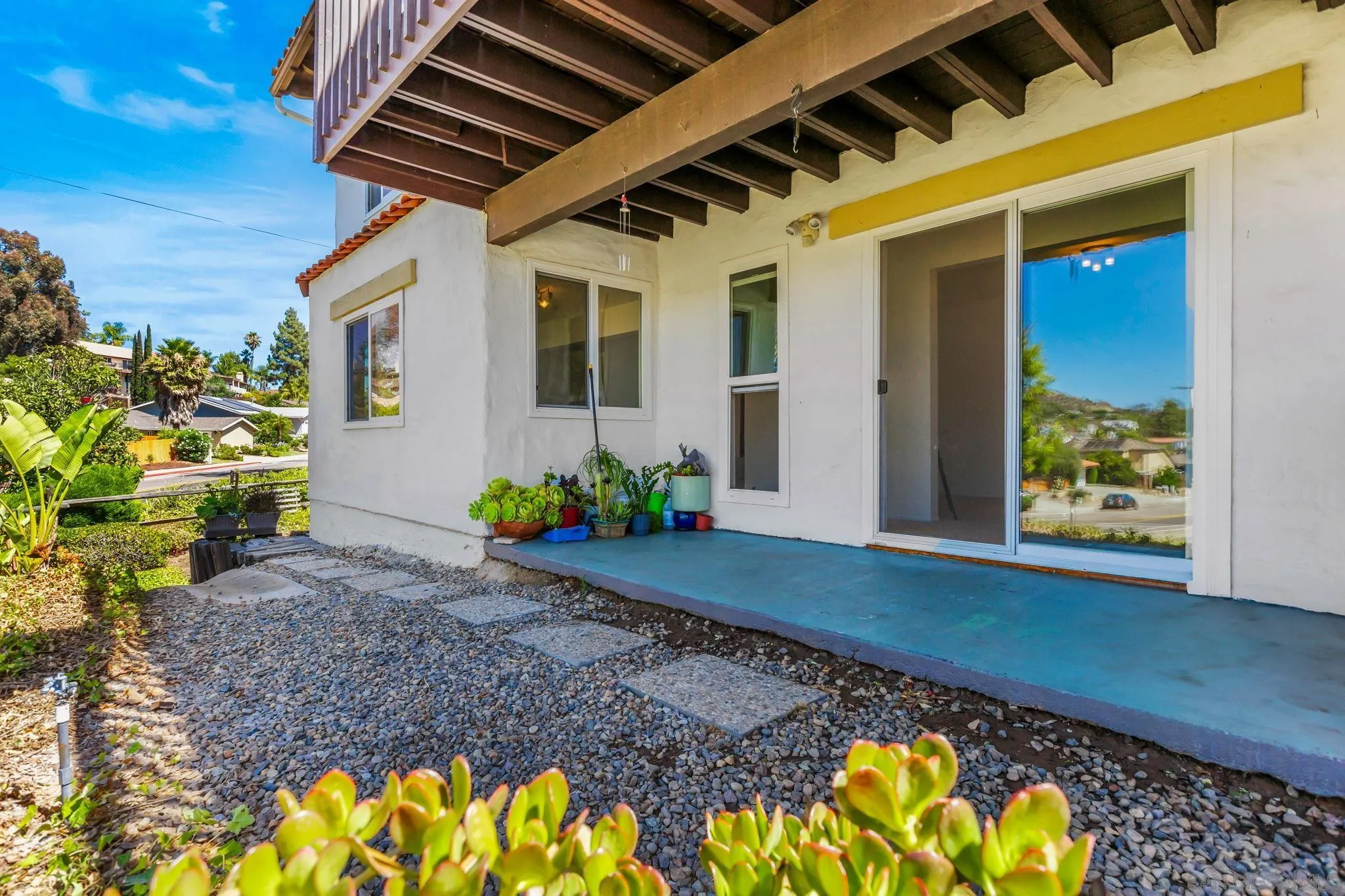 https://cdn.realtyfeed.com/cdn/127/250035217/8b904b32db8ea52cd113e8dea2de1183.webp