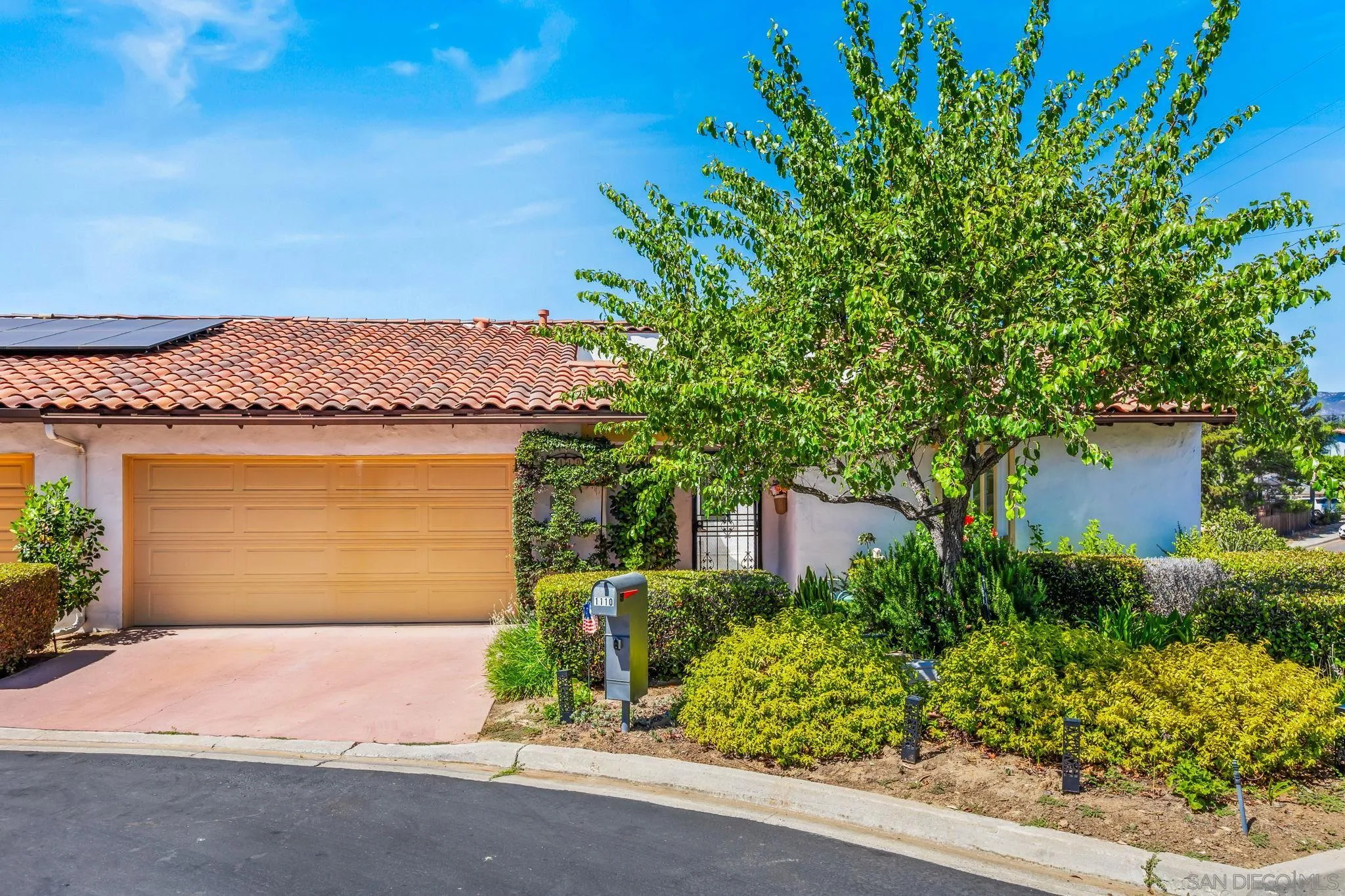 Photo #3: 250035217 Listing 
