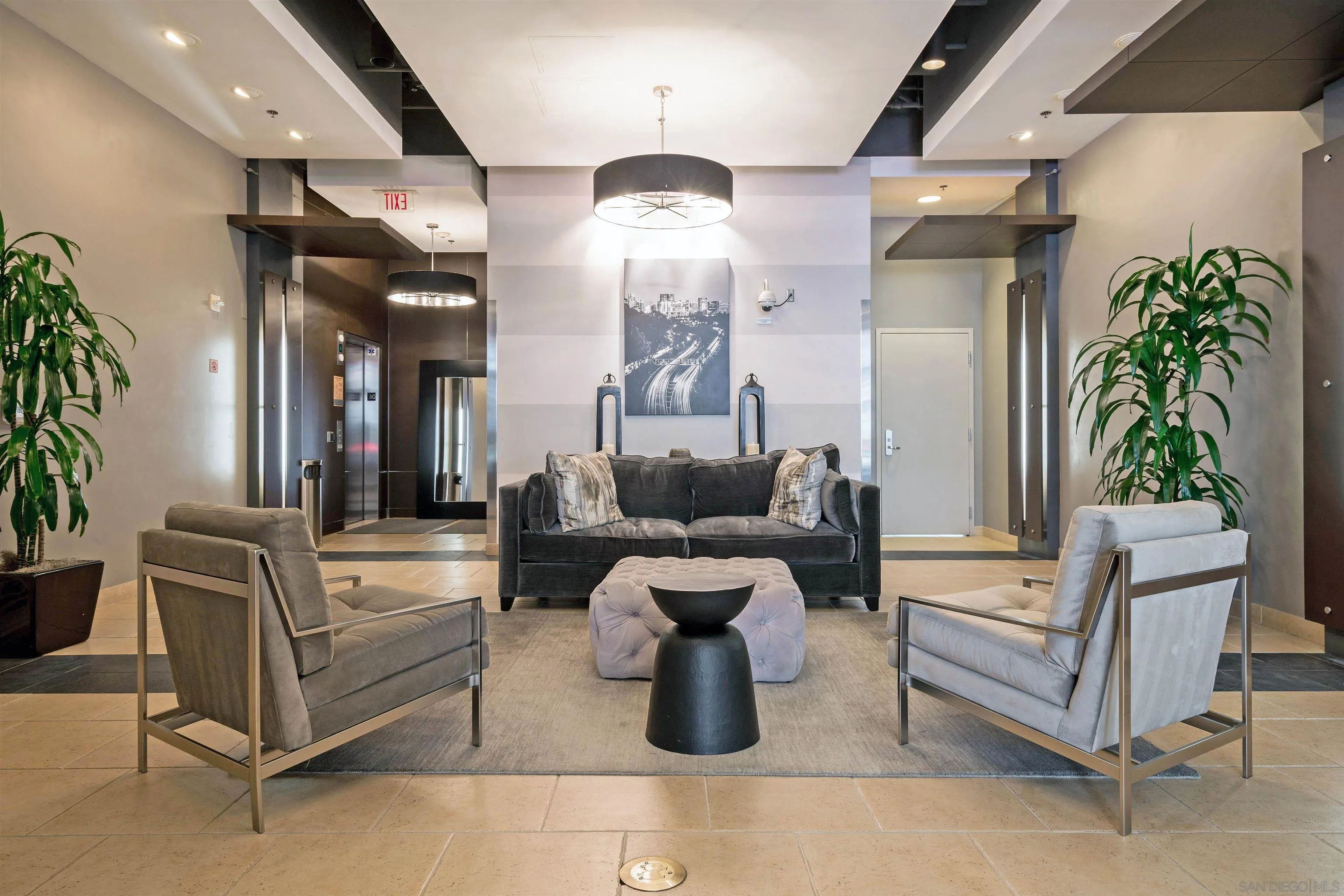 https://cdn.realtyfeed.com/cdn/127/250035219/b0dde11c9ba5dd7a4e5c24070a6cff92.webp