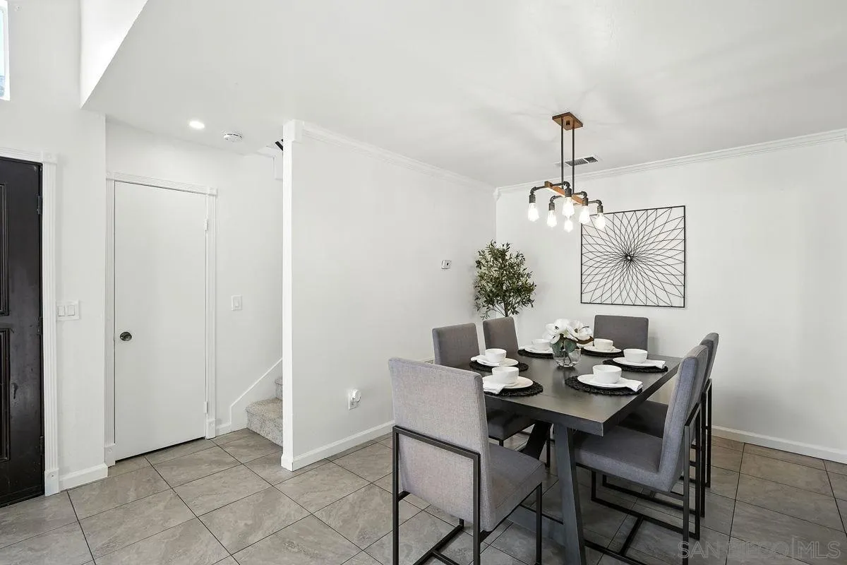 https://cdn.realtyfeed.com/cdn/127/250035222/262246fdf1e81dd14e1d634eee4b9e8d.webp